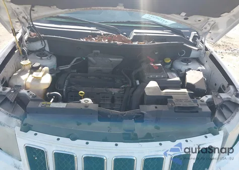 2014 Jeep Compass Sport z USA, uszkodzony, nr VIN 1C4NJCBA5ED523802